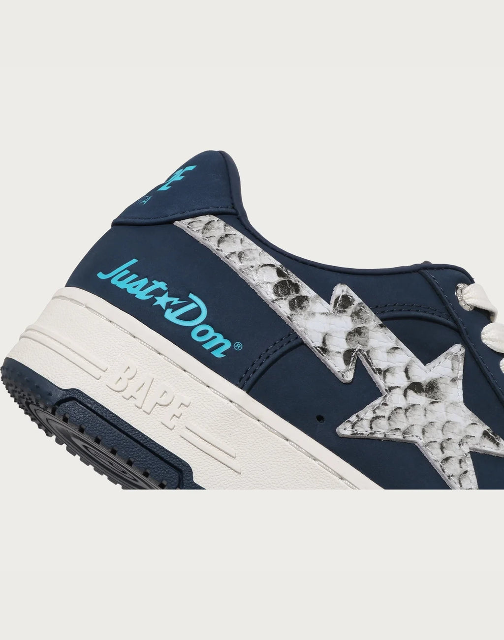 Women's Low Top Sneakers - Navy