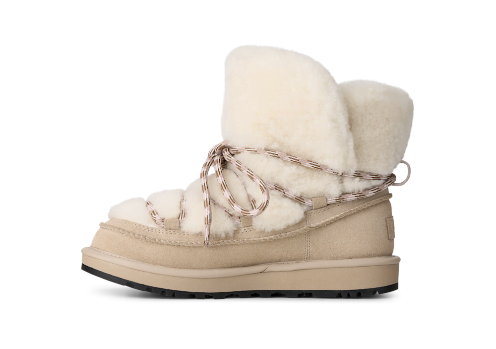 Women's Sheepskin Lace-Up Winter Boot