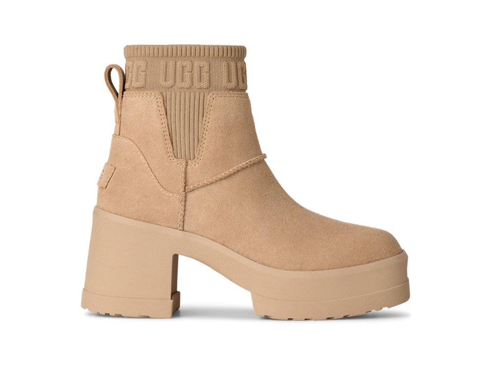 Women's Water-Resistant Chelsea Boot - Chestnut